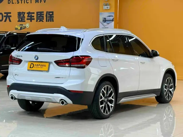 BMW X1 — Фото автомобиля 3