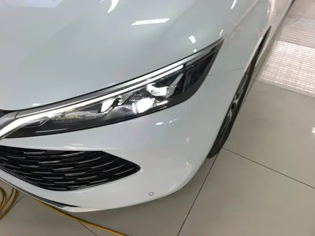 BYD Qin L — Фото автомобиля 23