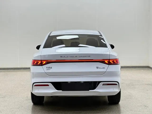 BYD Qin PLUS — Фото автомобиля 5