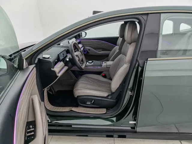 Geely Galaxy Xingyao 8 — Фото автомобиля 8