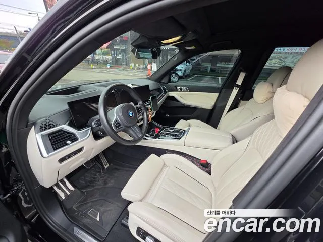 BMW X7 — Фото автомобиля 10