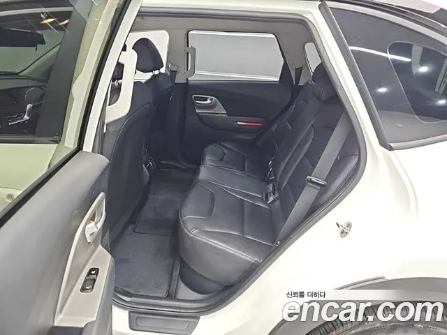 Kia Niro — Фото автомобиля 12
