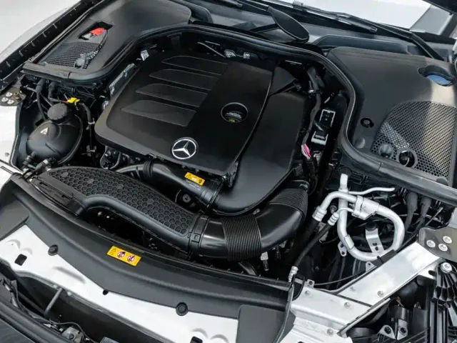 Mercedes-Benz E-Class — Фото автомобиля 11