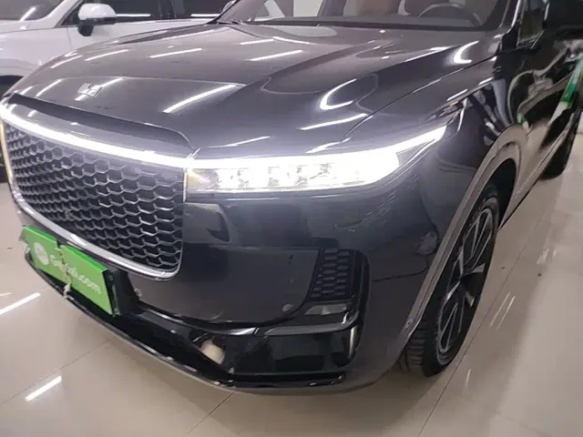 Li Auto ONE — Фото автомобиля 23