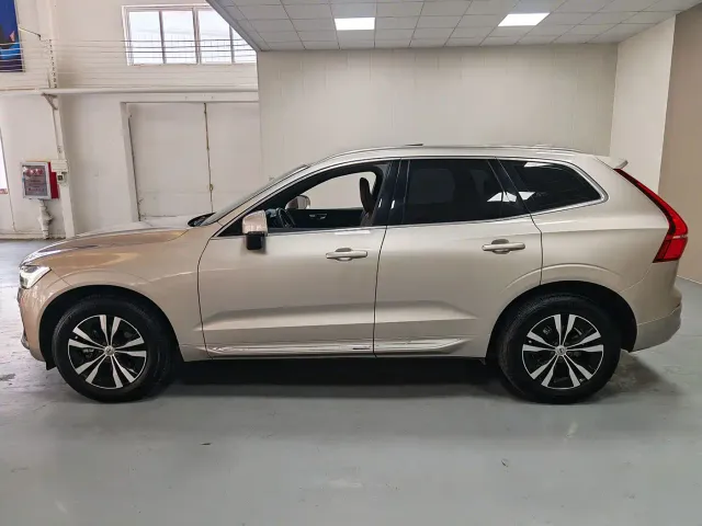 Volvo XC60 — Фото автомобиля 16