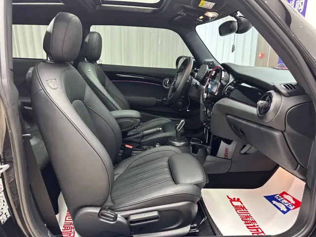 MINI Hatch — Фото автомобиля 19