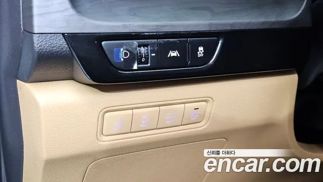 Kia Carnival — Фото автомобиля 23