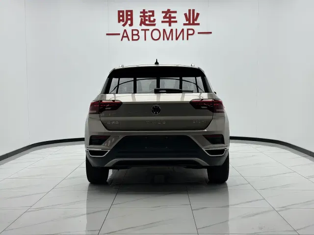 Volkswagen T-Roc — Фото автомобиля 9