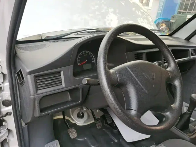 Wuling Zhiguang — Фото автомобиля 5