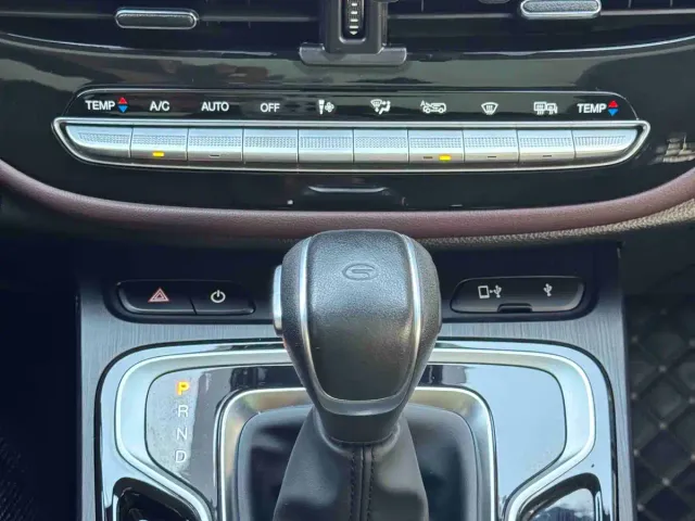 GAC Trumpchi M6 — Фото автомобиля 18