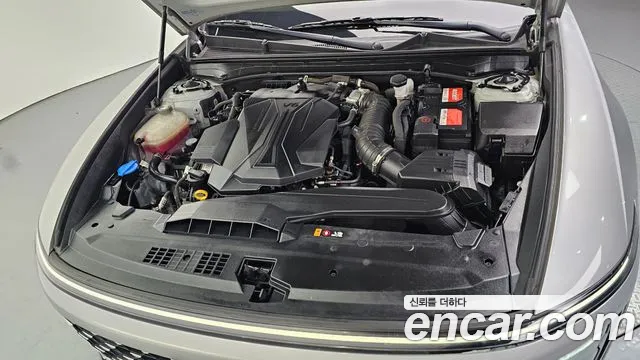 Hyundai Grandeur Grandeur (GN7) 3.5 LPG 2WD (Такси) — Фото автомобиля 6