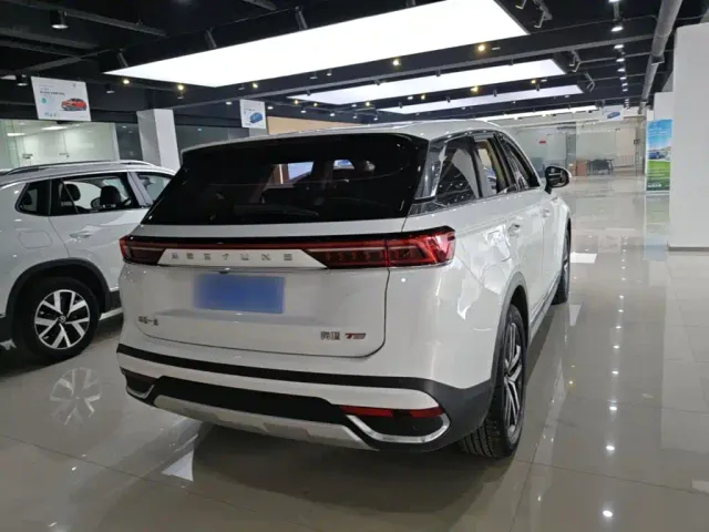 Bestune T99 — Фото автомобиля 6