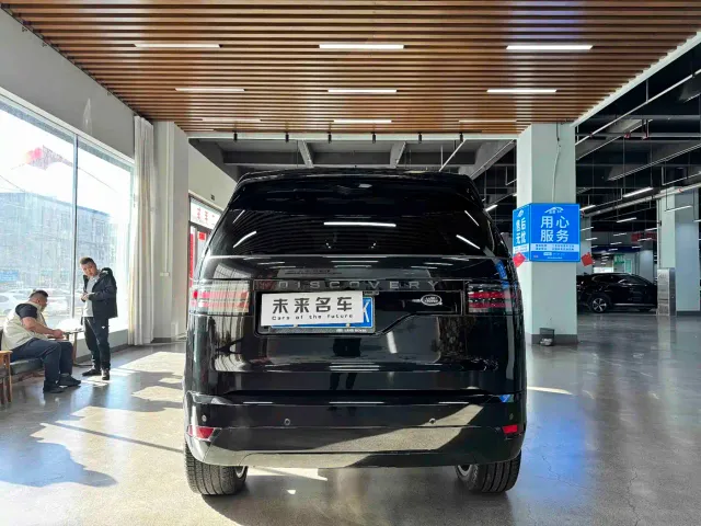 Land Rover Discovery — Фото автомобиля 15