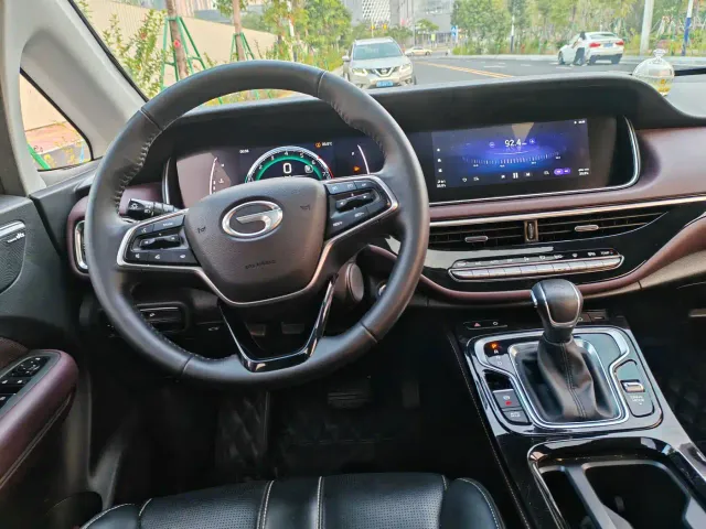 GAC Trumpchi M6 — Фото автомобиля 6