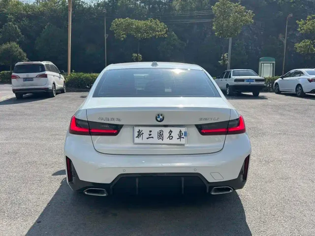 BMW 3 Series — Фото автомобиля 3