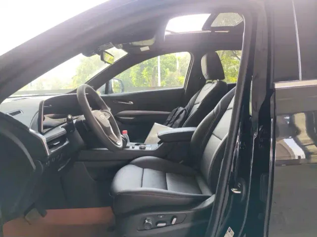 Cadillac XT4 — Фото автомобиля 3