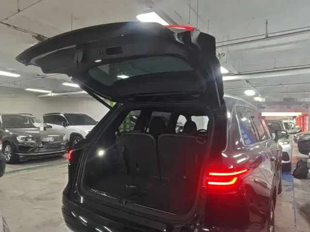 Li Auto ONE — Фото автомобиля 18