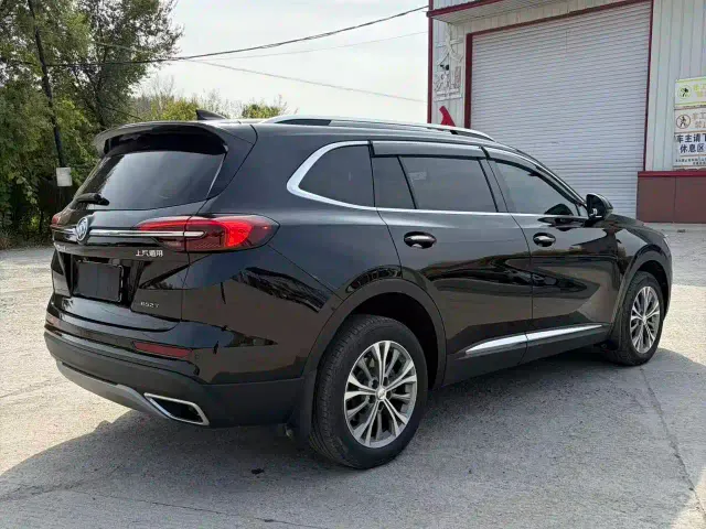 Buick Envision Plus — Фото автомобиля 9