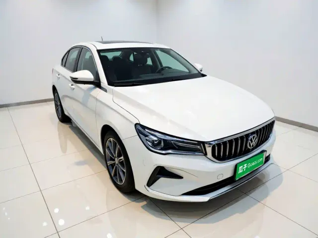 Geely Emgrand — Фото автомобиля 3