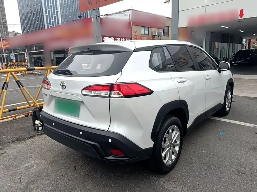 Toyota Frontlander 2024 2.0L CVT Elite Plus Edition — Фото автомобиля 6