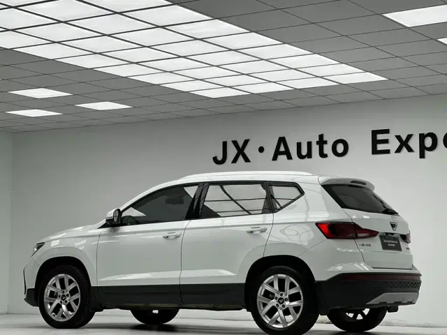 Jetta VS5 — Фото автомобиля 9