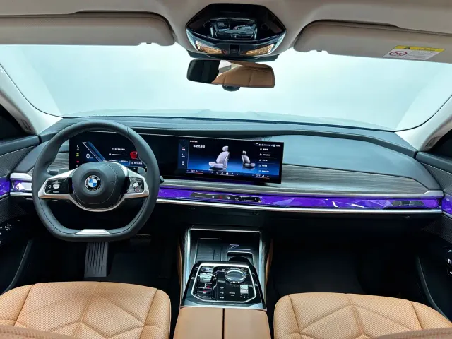 BMW 7 Series — Фото автомобиля 19
