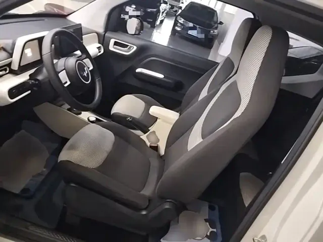 Wuling Hongguang Mini EV — Фото автомобиля 14