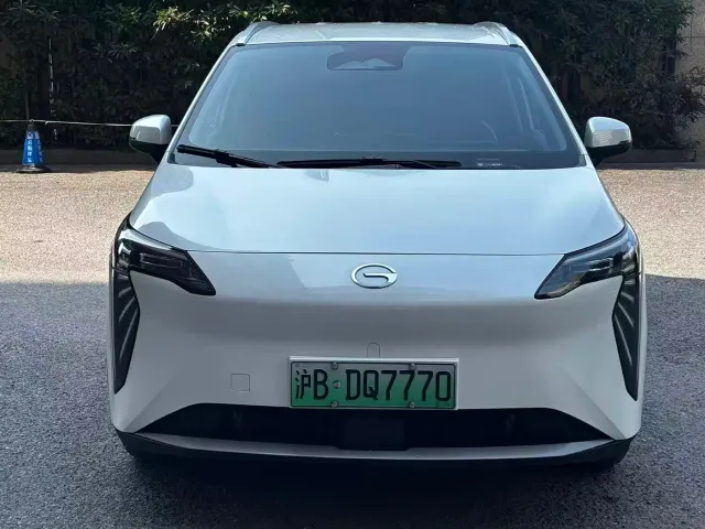 GAC Aion Y — Фото автомобиля 2