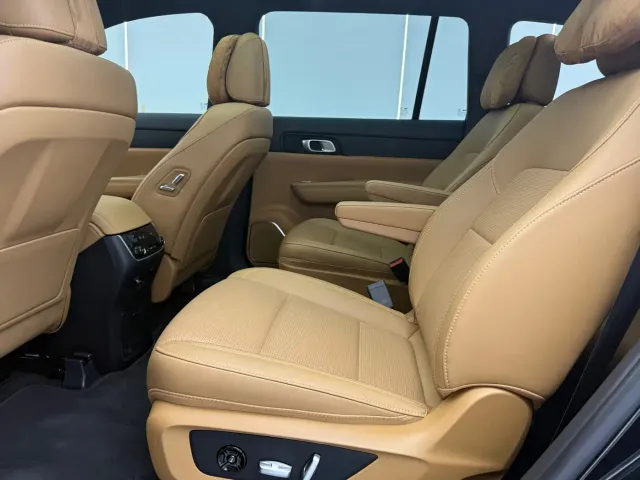 Li Auto ONE — Фото автомобиля 11