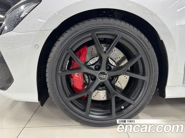 Audi RS3 — Фото автомобиля 15