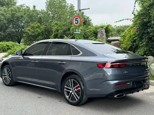 Geely Xingrui — Фото автомобиля 4