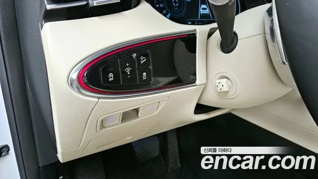 Genesis GV70 2.5T Бензин AWD — Фото автомобиля 16