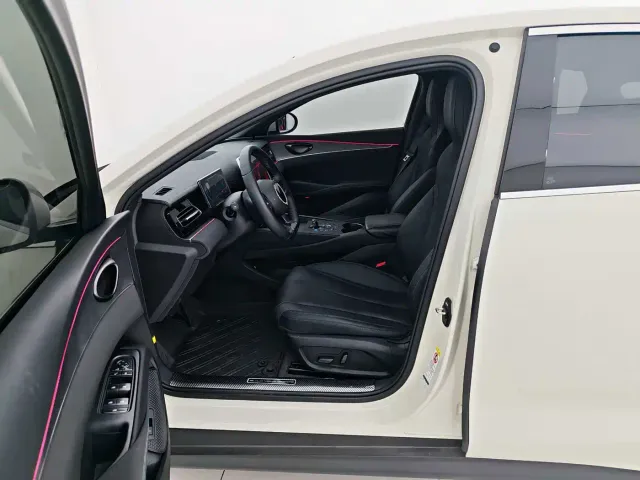 BYD Seal 06 — Фото автомобиля 9