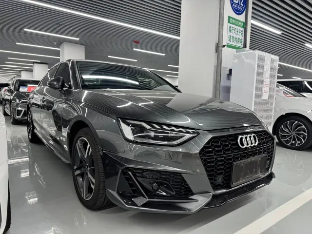 Audi A4L — Фото автомобиля 3
