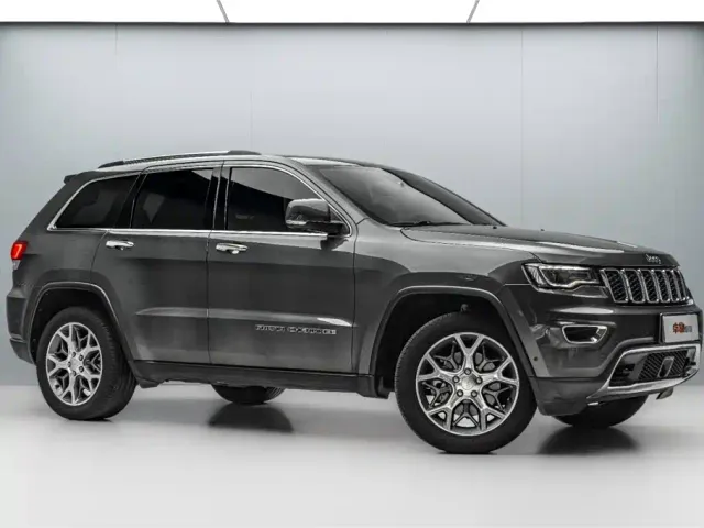 Jeep Grand Cherokee — Фото автомобиля 3