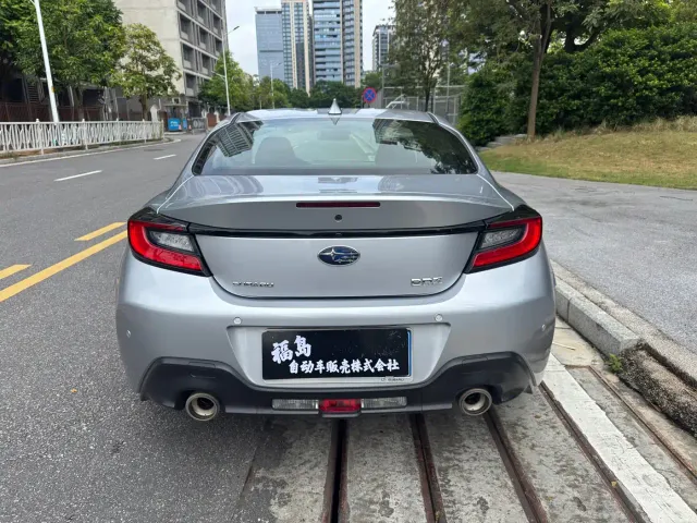 Subaru BRZ — Фото автомобиля 5