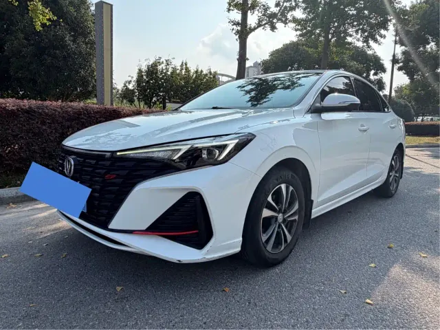 Фотография автомобиля — Changan Eado