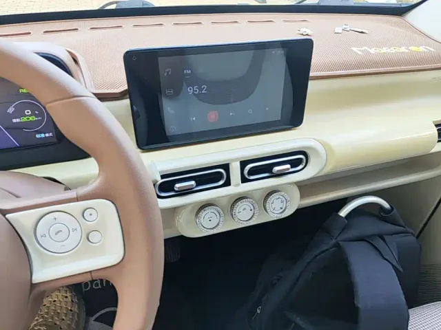 Wuling Hongguang Mini EV — Фото автомобиля 12