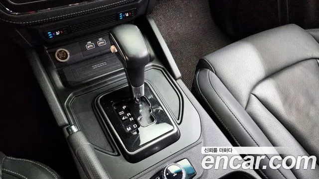 KG_Mobility_Ssangyong Rexton Новый Rexton Sport Khan Дизель 2.2 4WD — Фото автомобиля 9