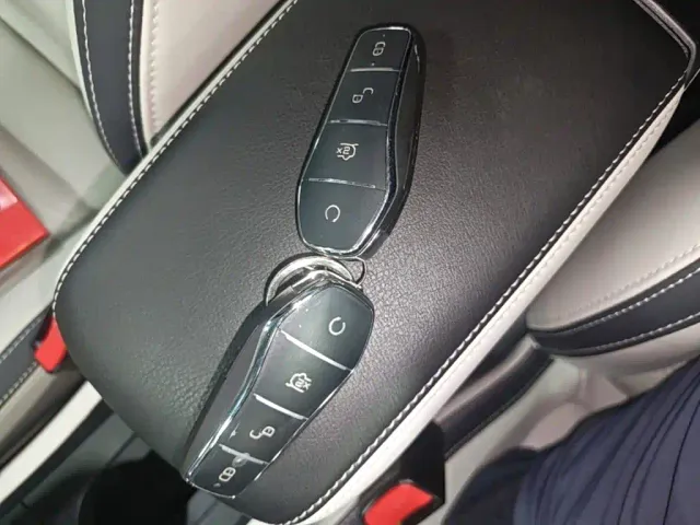 BYD Yuan Pro — Фото автомобиля 8