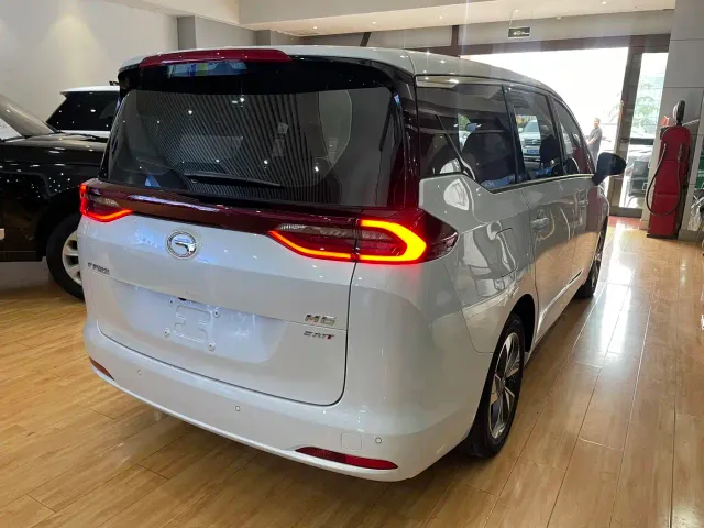 GAC Trumpchi M6 — Фото автомобиля 11