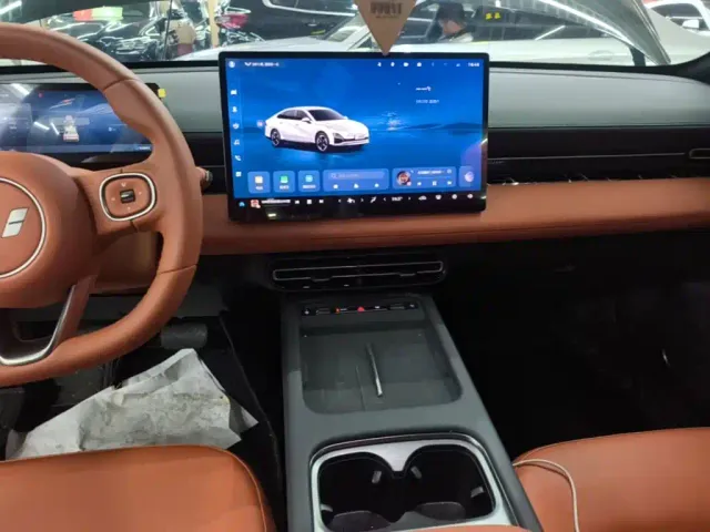 Wuling Starlight — Фото автомобиля 12