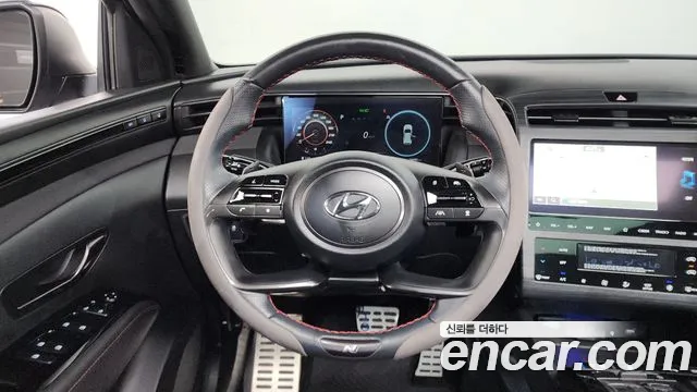 Hyundai Tucson Tucson (NX4) Бензин 1.6 турбо 2WD — Фото автомобиля 13