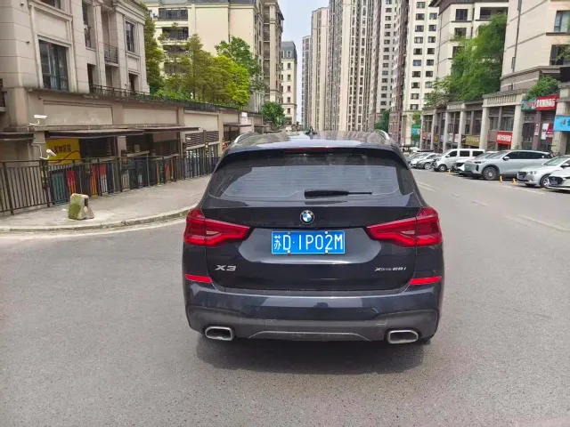 BMW X3 — Фото автомобиля 9