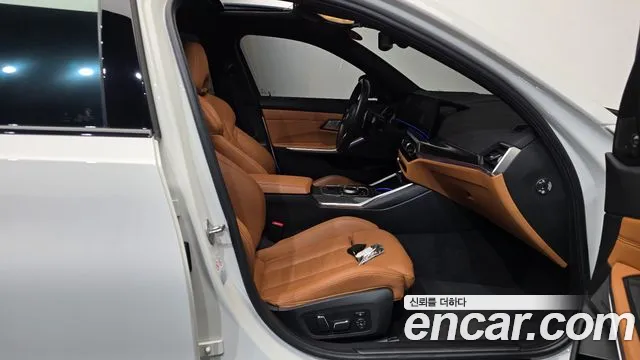BMW 3 Series G20 — Фото автомобиля 16