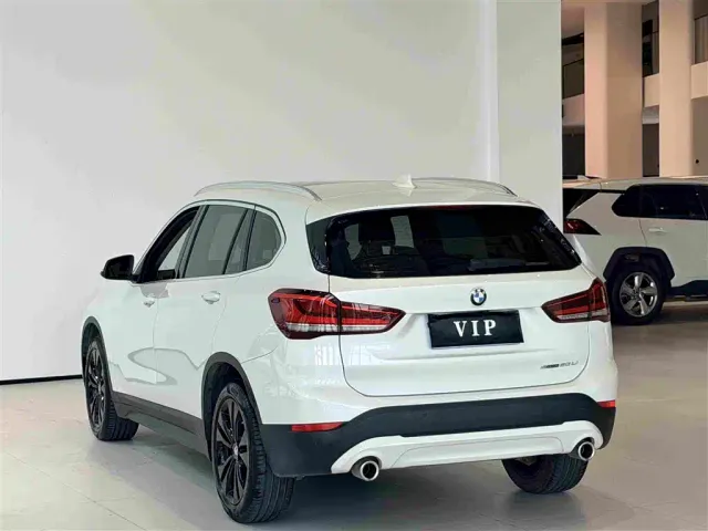 BMW X1 — Фото автомобиля 7