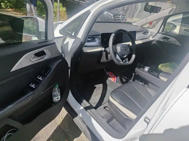 Geely Geometry E Firefly — Фото автомобиля 12
