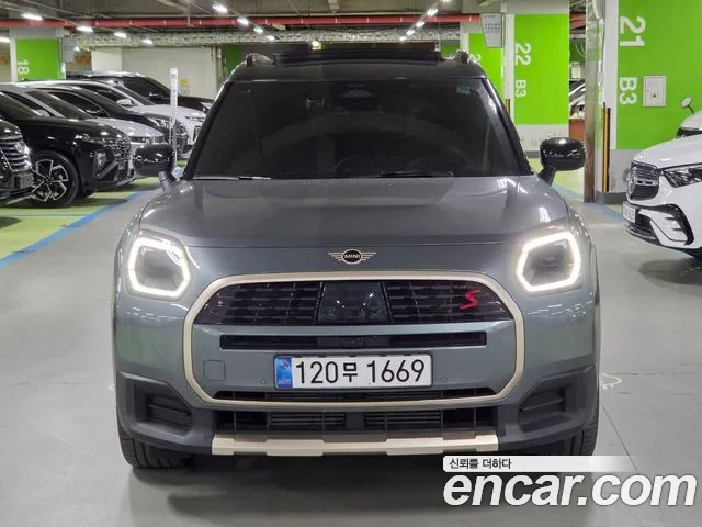 MINI Countryman 3rd Gen — Фото автомобиля 2