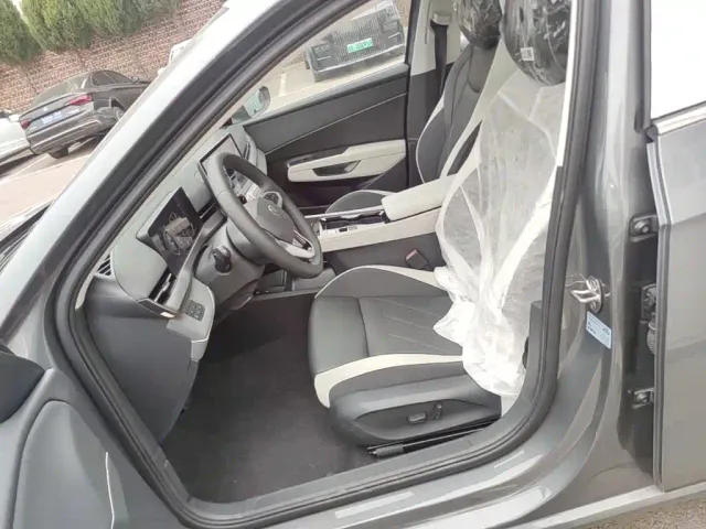 Volkswagen Sagitar — Фото автомобиля 14