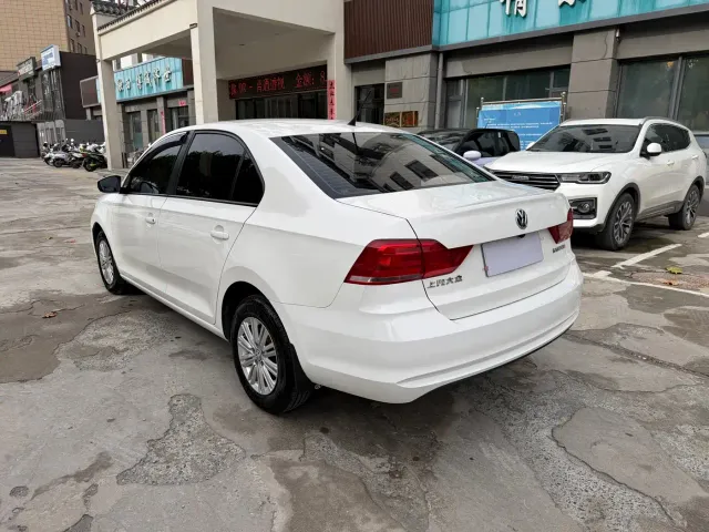 Volkswagen Santana — Фото автомобиля 9